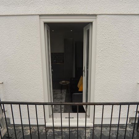 Modern Apartments Near Cardiff City Centre エクステリア 写真