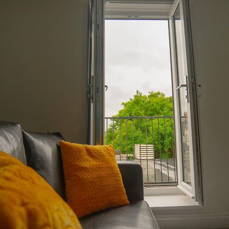 Modern Apartments Near Cardiff City Centre エクステリア 写真