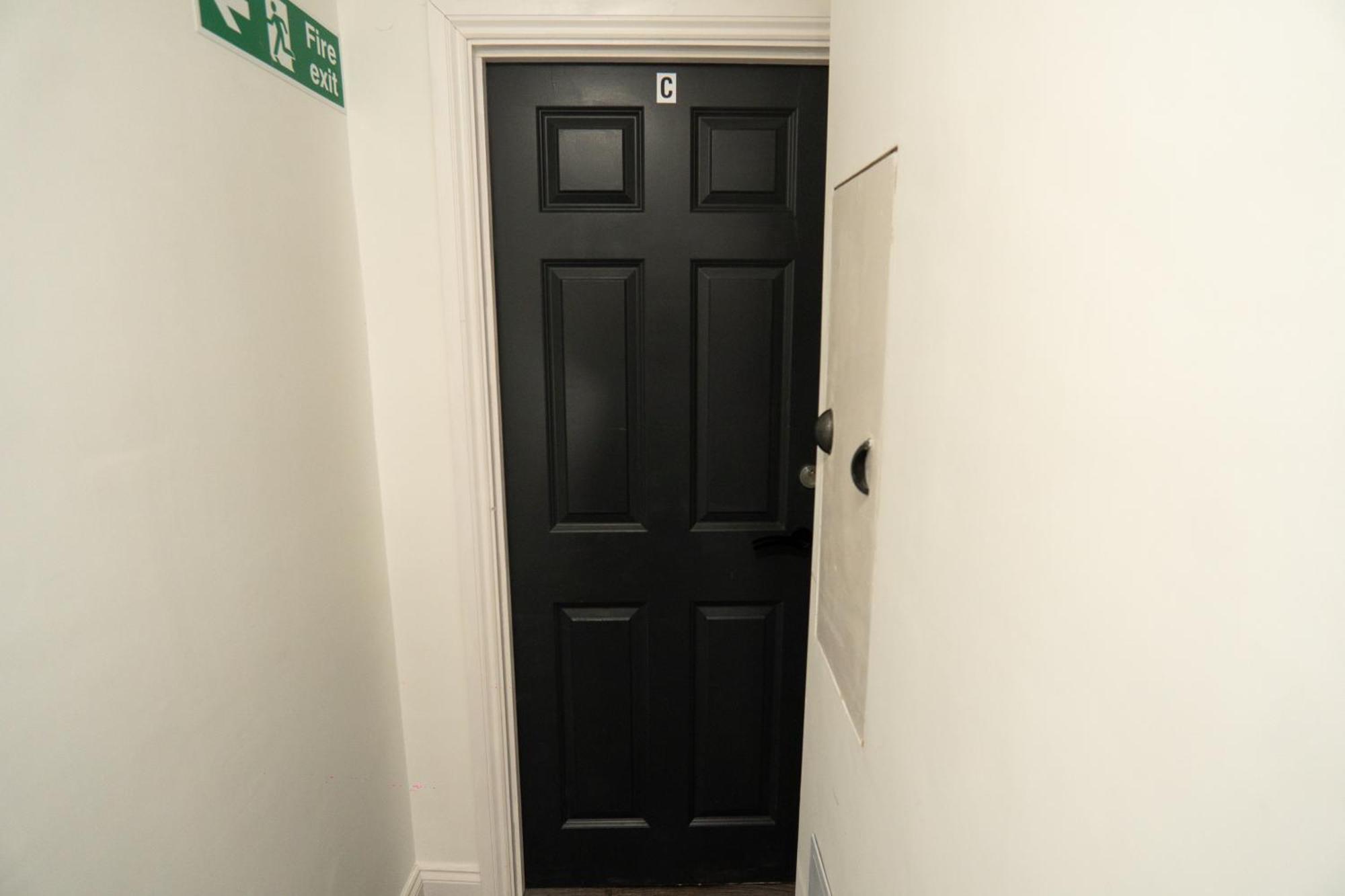 Modern Apartments Near Cardiff City Centre エクステリア 写真